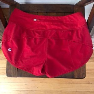 Lululemon hottie, hot shorts shorts size 2
